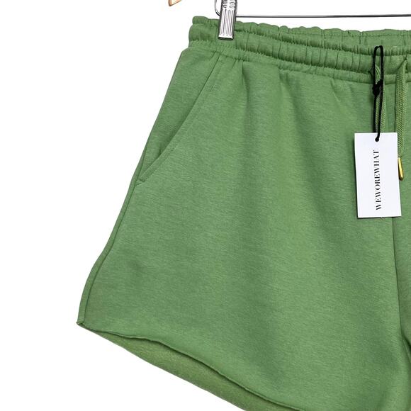 WeWoreWhat Pull On Shorts Sz L Green Drawstring Waist Fleece Lined Sweat… - Picture 3 of 9